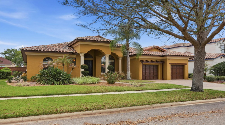 ORLANDO, Florida 32836, 4 Bedrooms Bedrooms, ,3 BathroomsBathrooms,Residential,For Sale,POINTE VENEZIA,0,MFRA4682510