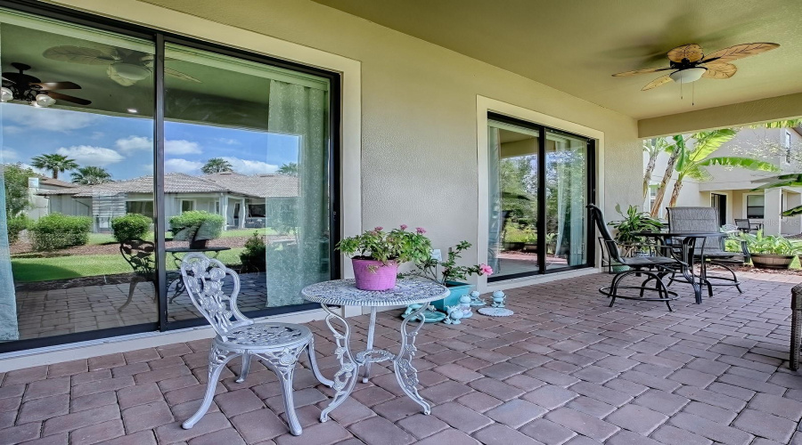 DAVENPORT, Florida 33896, 4 Bedrooms Bedrooms, ,3 BathroomsBathrooms,Residential,For Sale,DEUCE,0,MFRG5095152