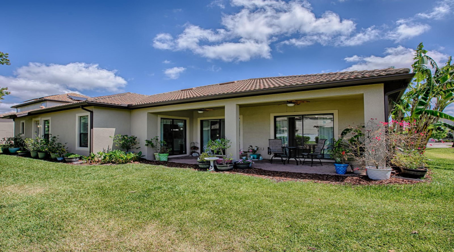 DAVENPORT, Florida 33896, 4 Bedrooms Bedrooms, ,3 BathroomsBathrooms,Residential,For Sale,DEUCE,0,MFRG5095152