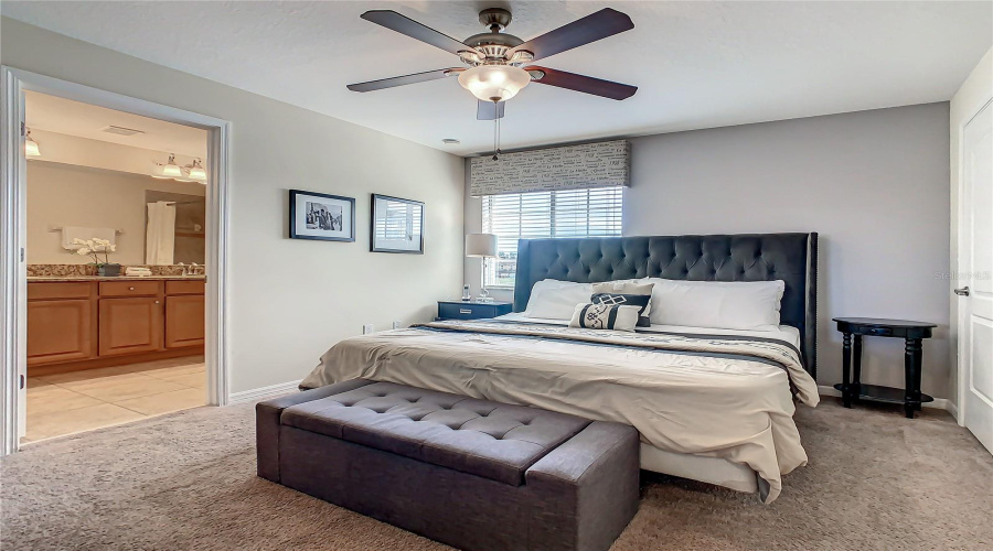 KISSIMMEE, Florida 34747, 5 Bedrooms Bedrooms, ,4 BathroomsBathrooms,Residential,For Sale,BEACH PALM,0,MFRO6382601