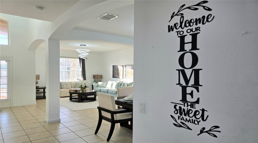 DAVENPORT, Florida 33837, 6 Bedrooms Bedrooms, ,5 BathroomsBathrooms,Residential,For Sale,CABELLO,0,MFRP4937808