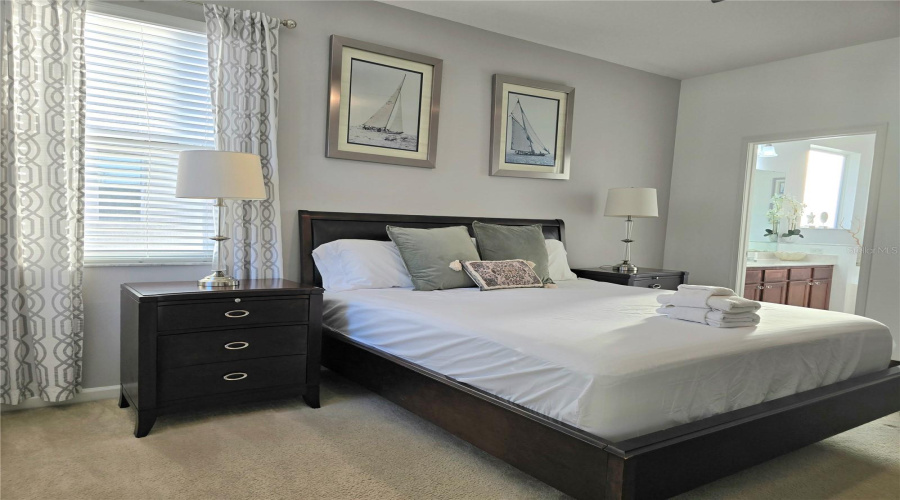 Primary bedroom 1st floor