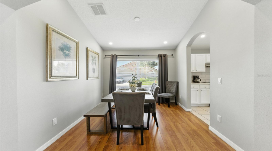 DAVENPORT, Florida 33897, 5 Bedrooms Bedrooms, ,4 BathroomsBathrooms,Residential,For Sale,CORDOVA,0,MFRO6322198