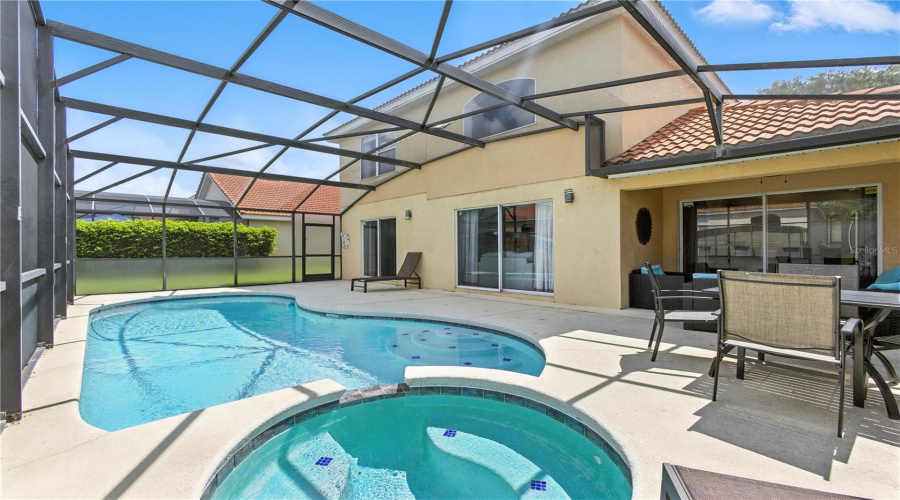 DAVENPORT, Florida 33897, 5 Bedrooms Bedrooms, ,4 BathroomsBathrooms,Residential,For Sale,CORDOVA,0,MFRO6322198