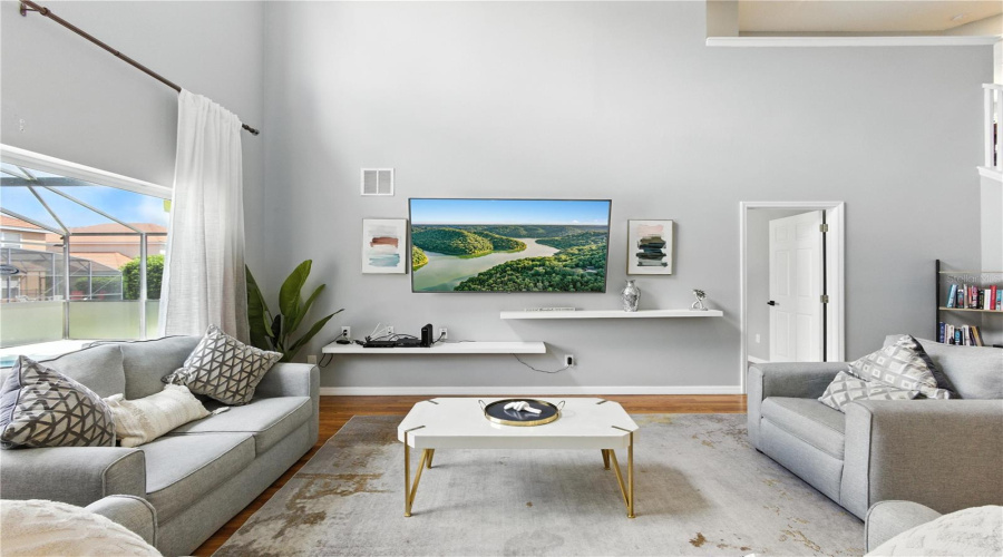 DAVENPORT, Florida 33897, 5 Bedrooms Bedrooms, ,4 BathroomsBathrooms,Residential,For Sale,CORDOVA,0,MFRO6322198