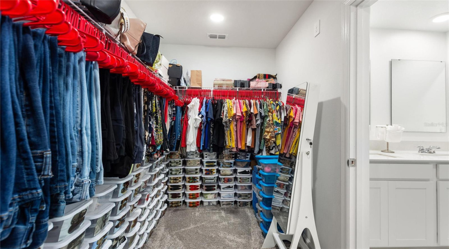 DAVENPORT, Florida 33837, 4 Bedrooms Bedrooms, ,2 BathroomsBathrooms,Residential,For Sale,NIAGRA DRIVE,0,MFRS5143440