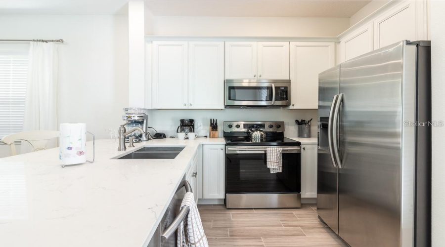 KISSIMMEE, Florida 34747, 2 Bedrooms Bedrooms, ,2 BathroomsBathrooms,Residential,For Sale,LATITUDE,0,MFRO6382481