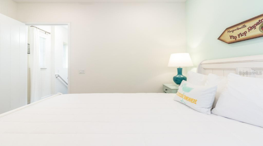 KISSIMMEE, Florida 34747, 2 Bedrooms Bedrooms, ,2 BathroomsBathrooms,Residential,For Sale,LATITUDE,0,MFRO6382481