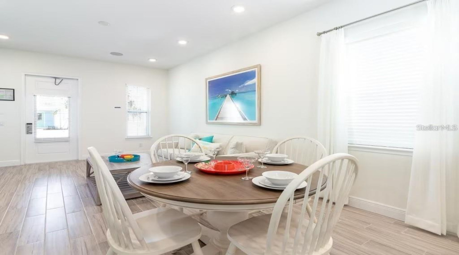 KISSIMMEE, Florida 34747, 2 Bedrooms Bedrooms, ,2 BathroomsBathrooms,Residential,For Sale,LATITUDE,0,MFRO6382481