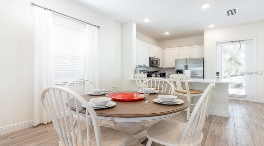 KISSIMMEE, Florida 34747, 2 Bedrooms Bedrooms, ,2 BathroomsBathrooms,Residential,For Sale,LATITUDE,0,MFRO6382481