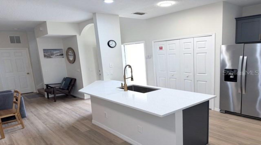 KISSIMMEE, Florida 34746, 4 Bedrooms Bedrooms, ,3 BathroomsBathrooms,Residential,For Sale,BEACH,0,MFRO6382522