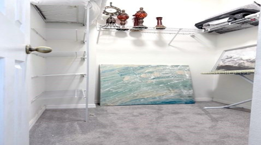 KISSIMMEE, Florida 34746, 4 Bedrooms Bedrooms, ,3 BathroomsBathrooms,Residential,For Sale,BEACH,0,MFRO6382522