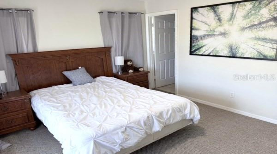 KISSIMMEE, Florida 34746, 4 Bedrooms Bedrooms, ,3 BathroomsBathrooms,Residential,For Sale,BEACH,0,MFRO6382522