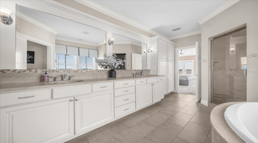 REUNION, Florida 34747, 4 Bedrooms Bedrooms, ,3 BathroomsBathrooms,Residential,For Sale,TITIAN,0,MFRO6378863