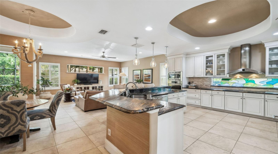 Breakfast nook off the kitchen
