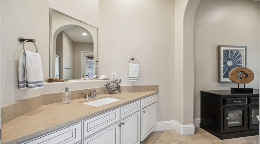 Bathroom 4/Pool Bath