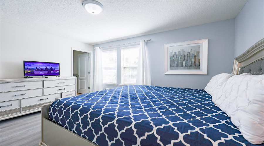 KISSIMMEE, Florida 34747, 9 Bedrooms Bedrooms, ,6 BathroomsBathrooms,Residential,For Sale,MACAPA,0,MFRO6382041