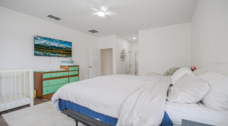 KISSIMMEE, Florida 34746, 4 Bedrooms Bedrooms, ,2 BathroomsBathrooms,Residential,For Sale,HOPEWELL,0,MFRS5143810