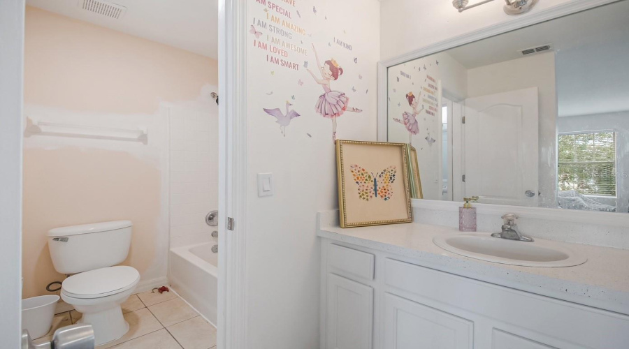 KISSIMMEE, Florida 34746, 4 Bedrooms Bedrooms, ,2 BathroomsBathrooms,Residential,For Sale,HOPEWELL,0,MFRS5143810