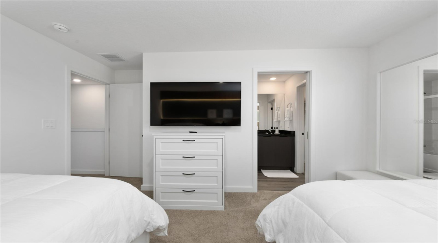 KISSIMMEE, Florida 34747, 3 Bedrooms Bedrooms, ,3 BathroomsBathrooms,Residential,For Sale,SUSTAINABLE,0,MFRO6380905