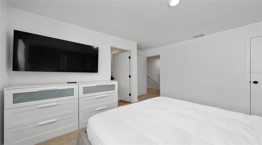 KISSIMMEE, Florida 34747, 3 Bedrooms Bedrooms, ,3 BathroomsBathrooms,Residential,For Sale,SUSTAINABLE,0,MFRO6380905