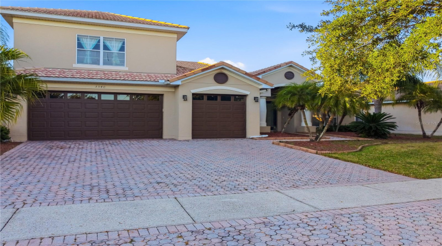 KISSIMMEE, Florida 34746, 5 Bedrooms Bedrooms, ,3 BathroomsBathrooms,Residential,For Sale,VALLEYVIEW,0,MFRS5143932