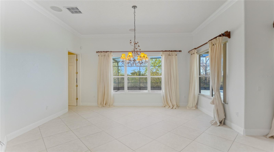 KISSIMMEE, Florida 34746, 5 Bedrooms Bedrooms, ,3 BathroomsBathrooms,Residential,For Sale,VALLEYVIEW,0,MFRS5143932