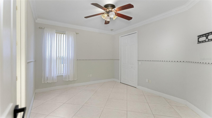 KISSIMMEE, Florida 34746, 5 Bedrooms Bedrooms, ,3 BathroomsBathrooms,Residential,For Sale,VALLEYVIEW,0,MFRS5143932
