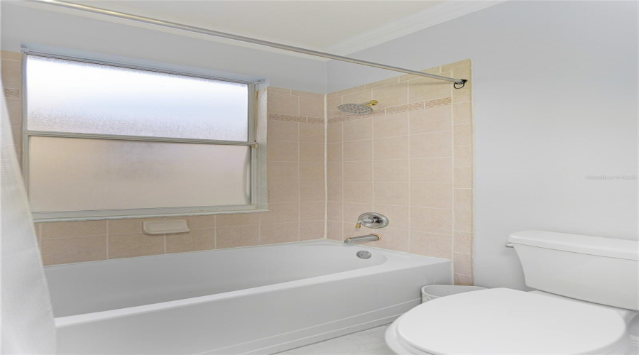 KISSIMMEE, Florida 34746, 5 Bedrooms Bedrooms, ,3 BathroomsBathrooms,Residential,For Sale,VALLEYVIEW,0,MFRS5143932