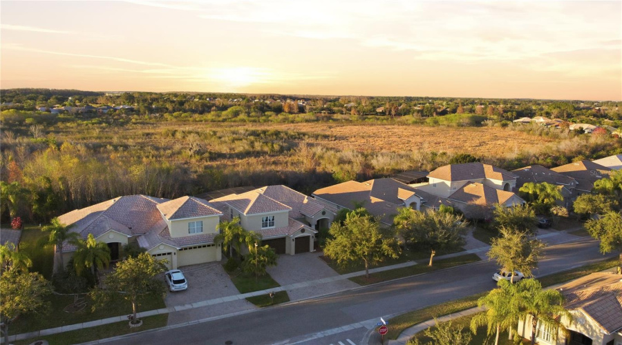 KISSIMMEE, Florida 34746, 5 Bedrooms Bedrooms, ,3 BathroomsBathrooms,Residential,For Sale,VALLEYVIEW,0,MFRS5143932