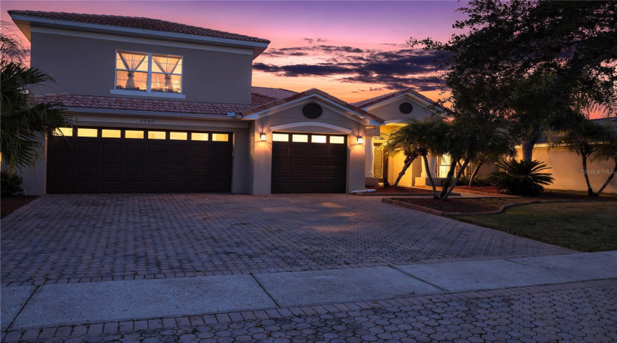 KISSIMMEE, Florida 34746, 5 Bedrooms Bedrooms, ,3 BathroomsBathrooms,Residential,For Sale,VALLEYVIEW,0,MFRS5143932