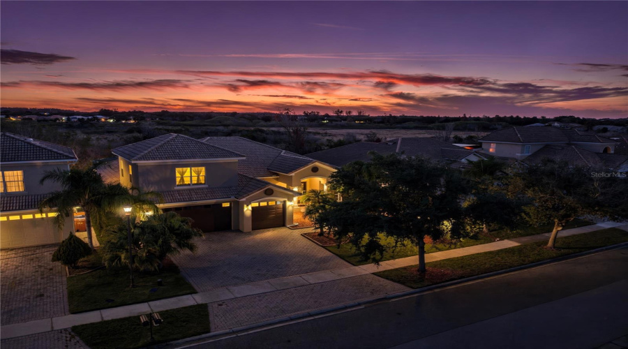 KISSIMMEE, Florida 34746, 5 Bedrooms Bedrooms, ,3 BathroomsBathrooms,Residential,For Sale,VALLEYVIEW,0,MFRS5143932