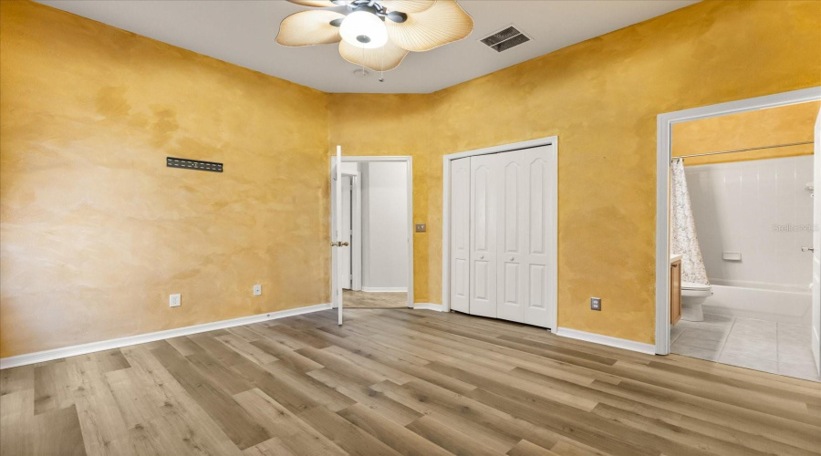 DAVENPORT, Florida 33897, 4 Bedrooms Bedrooms, ,3 BathroomsBathrooms,Residential,For Sale,TUSCAN HILLS,0,MFRO6382310