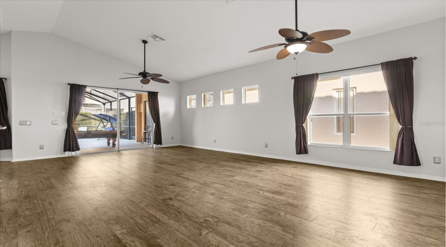 DAVENPORT, Florida 33897, 4 Bedrooms Bedrooms, ,3 BathroomsBathrooms,Residential,For Sale,TUSCAN HILLS,0,MFRO6382310