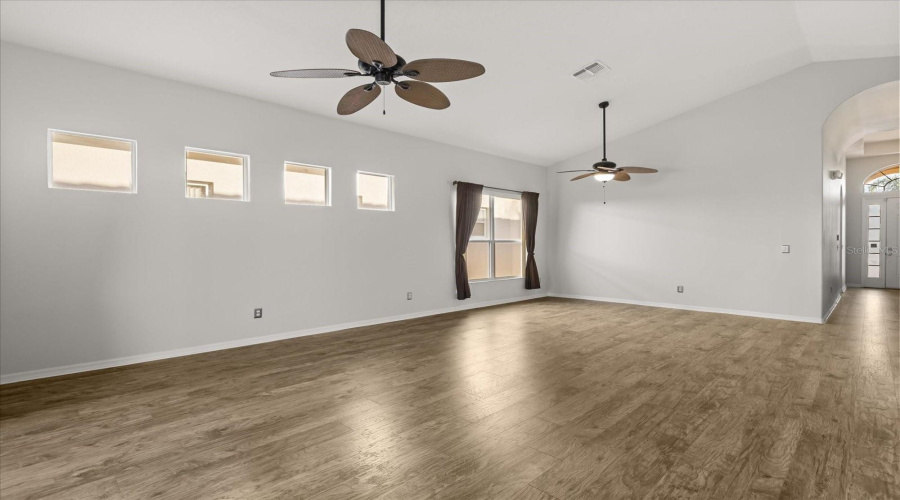 DAVENPORT, Florida 33897, 4 Bedrooms Bedrooms, ,3 BathroomsBathrooms,Residential,For Sale,TUSCAN HILLS,0,MFRO6382310