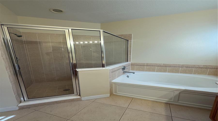 KISSIMMEE, Florida 34746, 4 Bedrooms Bedrooms, ,3 BathroomsBathrooms,Residential,For Sale,MARSHFIELD PRESERVE,0,MFRO6381743