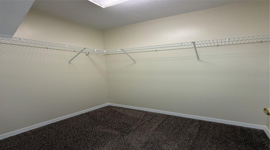 KISSIMMEE, Florida 34746, 4 Bedrooms Bedrooms, ,3 BathroomsBathrooms,Residential,For Sale,MARSHFIELD PRESERVE,0,MFRO6381743