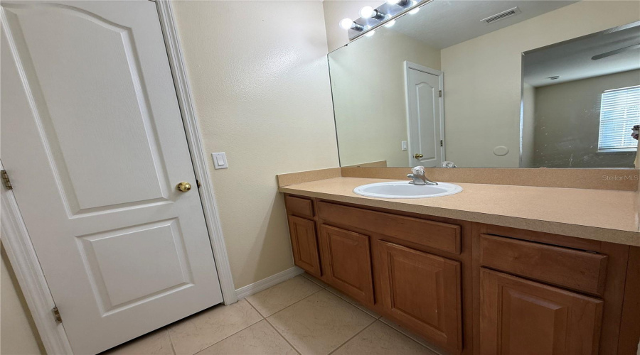 KISSIMMEE, Florida 34746, 4 Bedrooms Bedrooms, ,3 BathroomsBathrooms,Residential,For Sale,MARSHFIELD PRESERVE,0,MFRO6381743