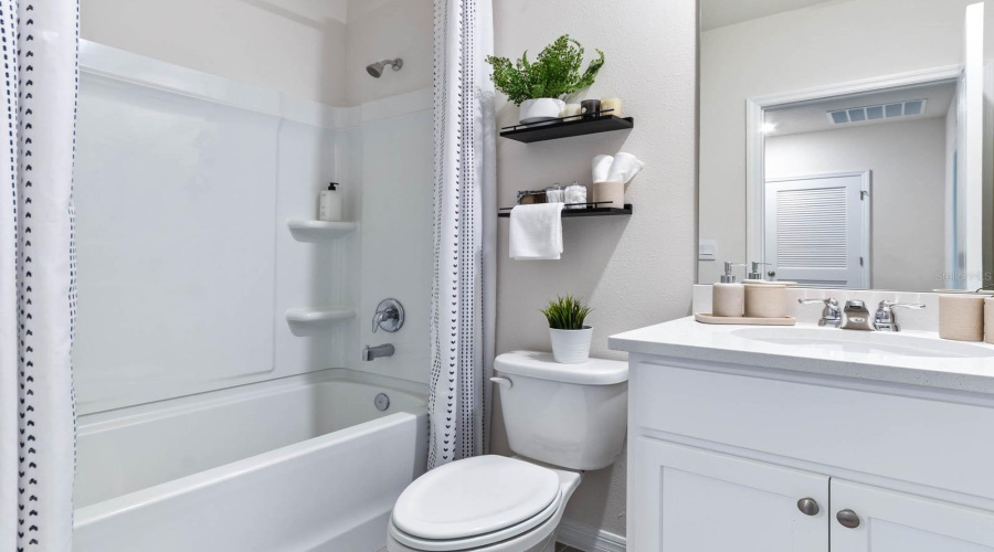 DAVENPORT, Florida 33837, 3 Bedrooms Bedrooms, ,2 BathroomsBathrooms,Residential,For Sale,CANARY,0,MFRO6372567