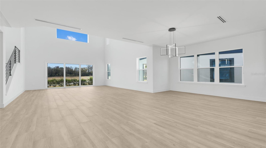 DAVENPORT, Florida 33837, 4 Bedrooms Bedrooms, ,3 BathroomsBathrooms,Residential,For Sale,KENSINGTON,0,MFRO6382919