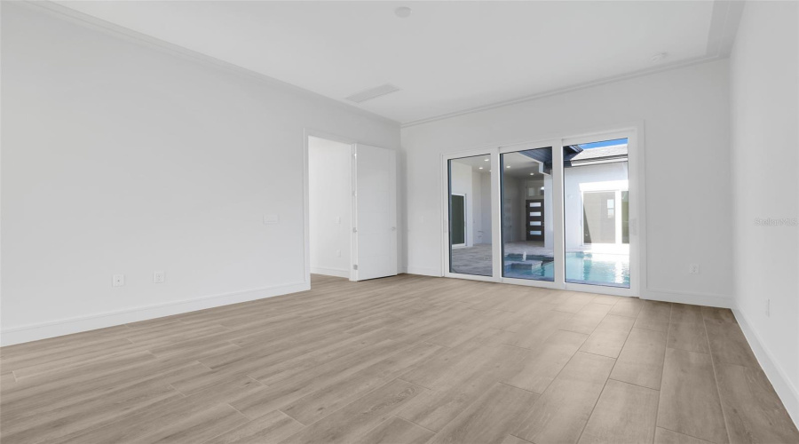 DAVENPORT, Florida 33837, 4 Bedrooms Bedrooms, ,3 BathroomsBathrooms,Residential,For Sale,KENSINGTON,0,MFRO6382919