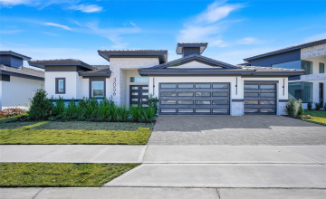 DAVENPORT, Florida 33837, 4 Bedrooms Bedrooms, ,3 BathroomsBathrooms,Residential,For Sale,KENSINGTON,0,MFRO6382919