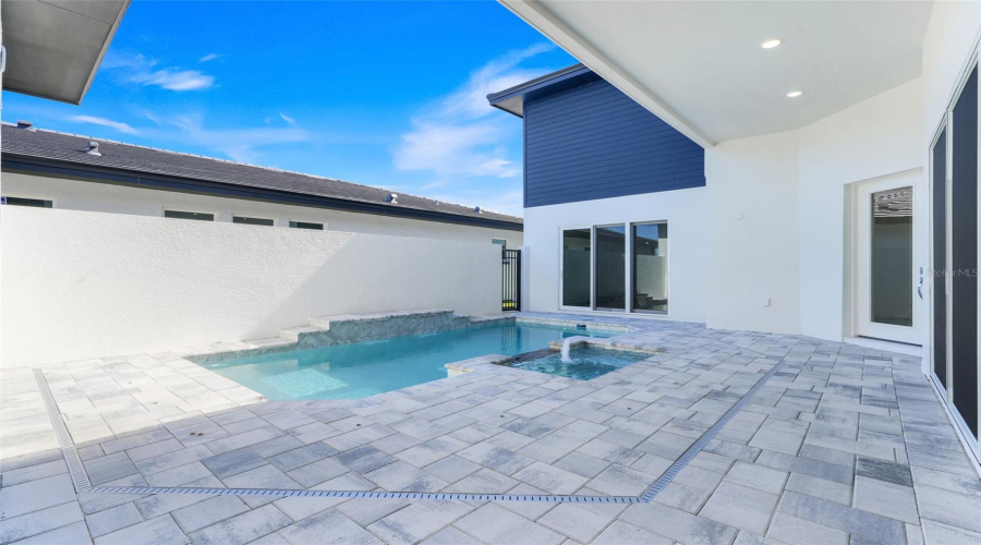 DAVENPORT, Florida 33837, 4 Bedrooms Bedrooms, ,3 BathroomsBathrooms,Residential,For Sale,KENSINGTON,0,MFRO6382919