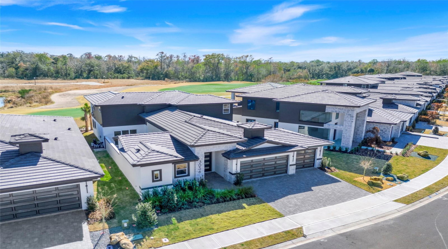 DAVENPORT, Florida 33837, 4 Bedrooms Bedrooms, ,3 BathroomsBathrooms,Residential,For Sale,KENSINGTON,0,MFRO6382919