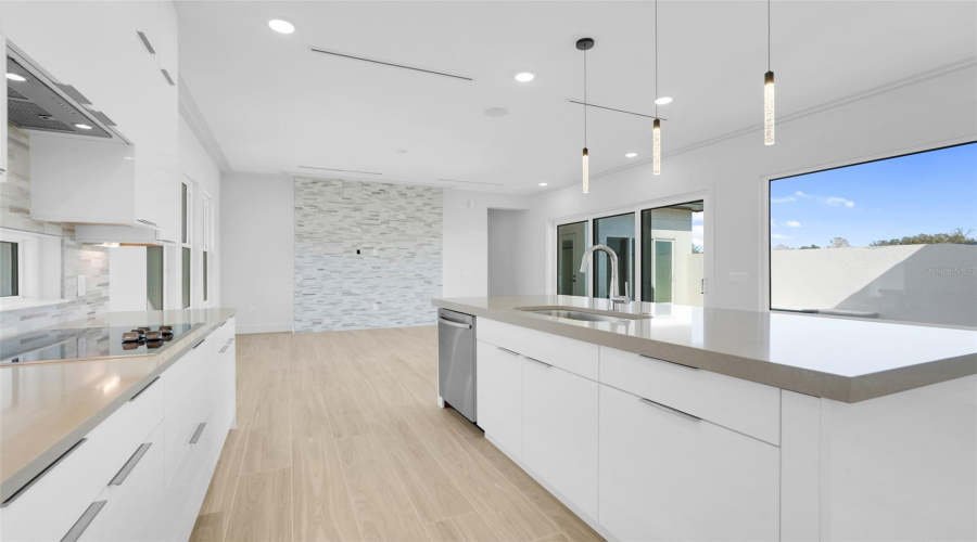 DAVENPORT, Florida 33837, 3 Bedrooms Bedrooms, ,3 BathroomsBathrooms,Residential,For Sale,KENSINGTON,0,MFRO6382925