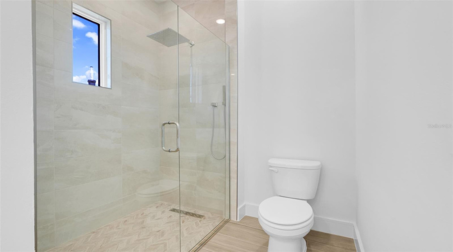 DAVENPORT, Florida 33837, 3 Bedrooms Bedrooms, ,3 BathroomsBathrooms,Residential,For Sale,KENSINGTON,0,MFRO6382925