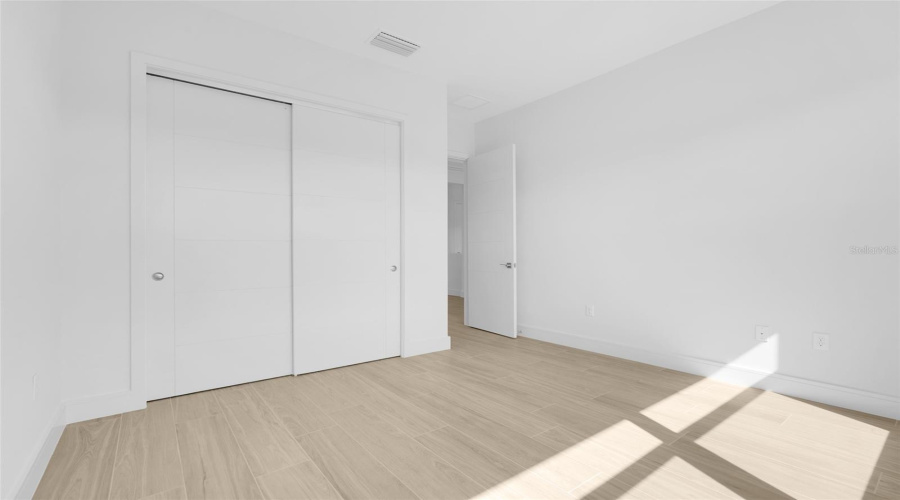 DAVENPORT, Florida 33837, 3 Bedrooms Bedrooms, ,3 BathroomsBathrooms,Residential,For Sale,KENSINGTON,0,MFRO6382925