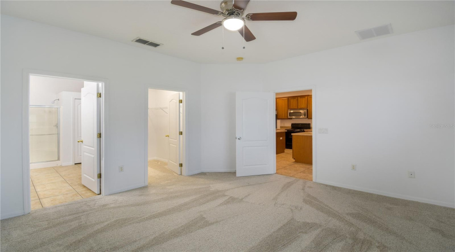 KISSIMMEE, Florida 34746, 3 Bedrooms Bedrooms, ,2 BathroomsBathrooms,Residential,For Sale,HIDDEN MEADOW,0,MFRG5101601