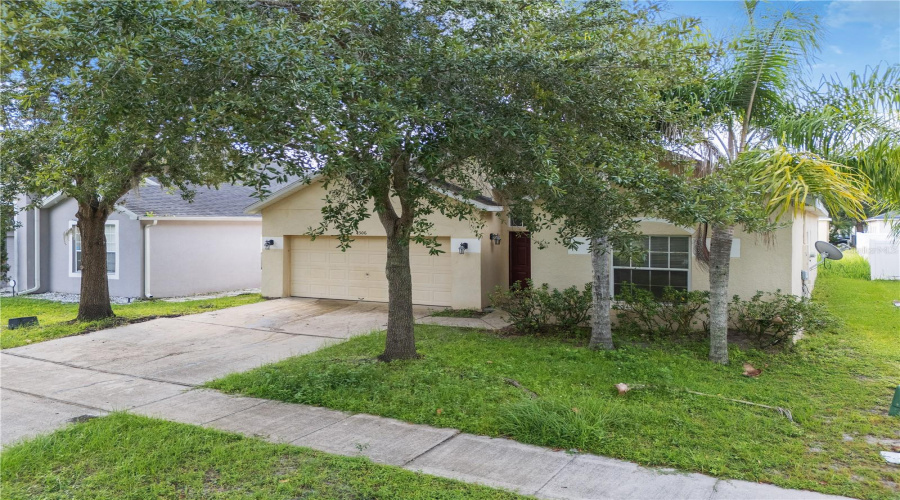 KISSIMMEE, Florida 34746, 3 Bedrooms Bedrooms, ,2 BathroomsBathrooms,Residential,For Sale,HIDDEN MEADOW,0,MFRG5101601