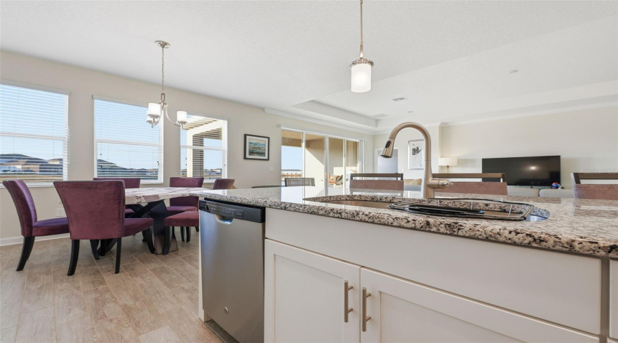 KISSIMMEE, Florida 34746, 4 Bedrooms Bedrooms, ,3 BathroomsBathrooms,Residential,For Sale,SEQUEL,0,MFRO6383099